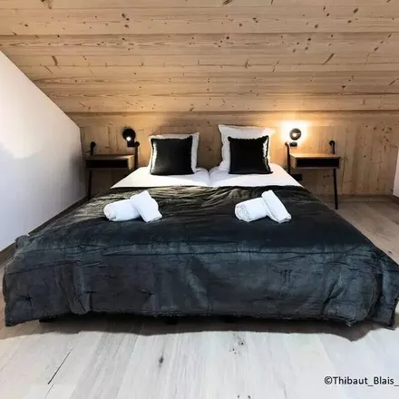 Rent this 3 bed apartment on Saint-Chaffrey in Route du Pont Levis, 05330 Saint-Chaffrey