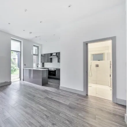 Rent this 1 bed apartment on 5 Commerce Road in London, TW8 8LE