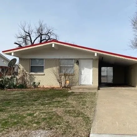 Rent this 3 bed house on 2454 Northwest 42nd Street in Lawton, OK 73505
