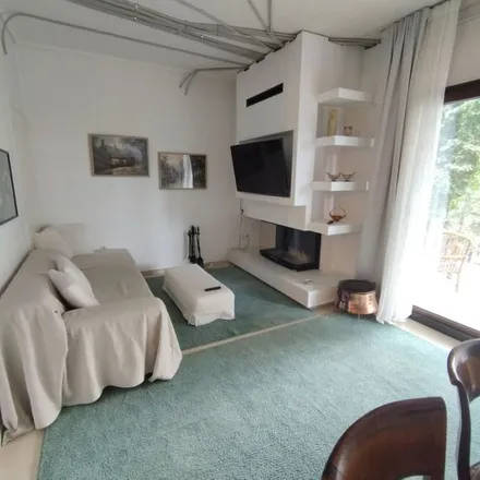 Rent this 1 bed apartment on Μελίνας Μερκούρη 26 in Municipality of Iraklio Attikis, Greece