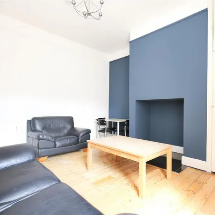 Image 3 - Biddlestone Road, Newcastle upon Tyne, NE6 5SP, United Kingdom - Apartment for rent