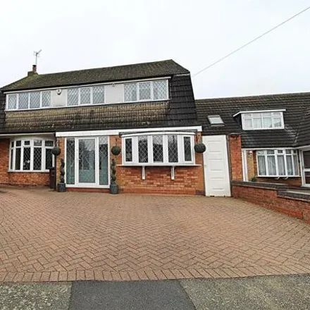 Buy this 4 bed house on Lyndon Close in Castle Bromwich, B36 0AJ