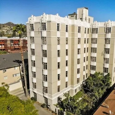 Rent this 2 bed apartment on Saint Ambrose Catholic Church in Fountain Avenue, West Hollywood