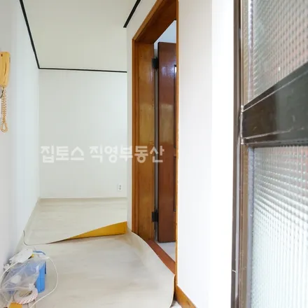 Rent this 1 bed apartment on 서울특별시 관악구 신림동 517-54