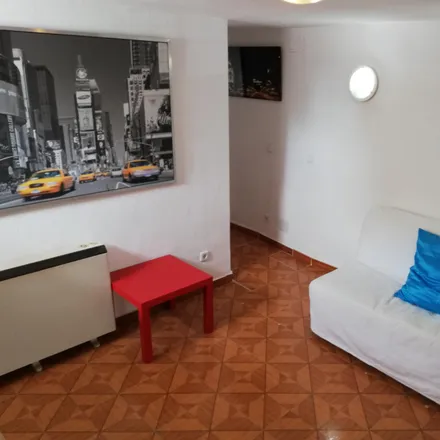 Image 3 - Calle Martos, 5Y, 28053 Madrid, Spain - Room for rent