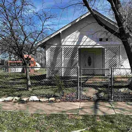Buy this 4 bed house on 293 9th Street in Newkirk, Kay County