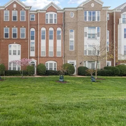 Image 3 - 20648 Sibbald Square, Goose Creek Village, Loudoun County, VA 20147, USA - Condo for sale