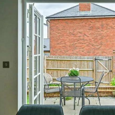 Image 7 - Burgess Drive, Tenterden, TN30 6FD, United Kingdom - Townhouse for sale