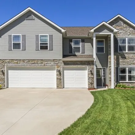 Buy this 4 bed house on 12897 Gannet Court in Allen County, IN 46845
