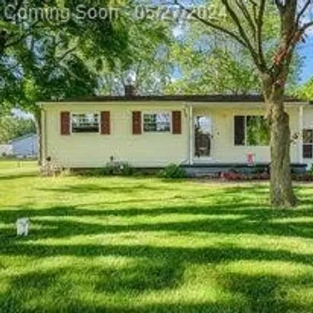 Buy this 3 bed house on 6417 Nightingale Drive in Genesee Charter Township, MI 48506