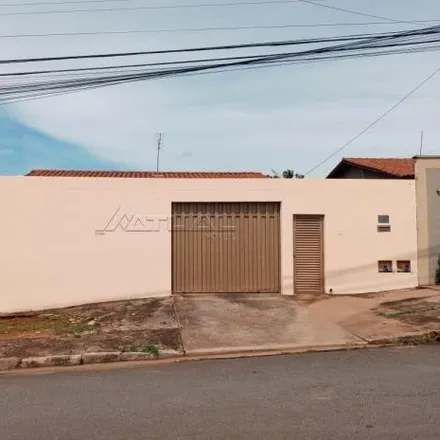 Rent this 3 bed house on Rua Aruás in Setor Vila Brasília, Aparecida de Goiânia - GO