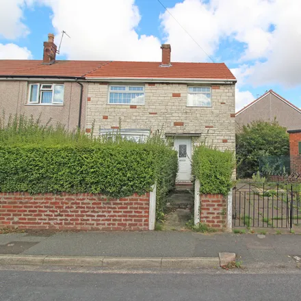 Rent this 3 bed duplex on unnamed road in Sefton, L30 3TB