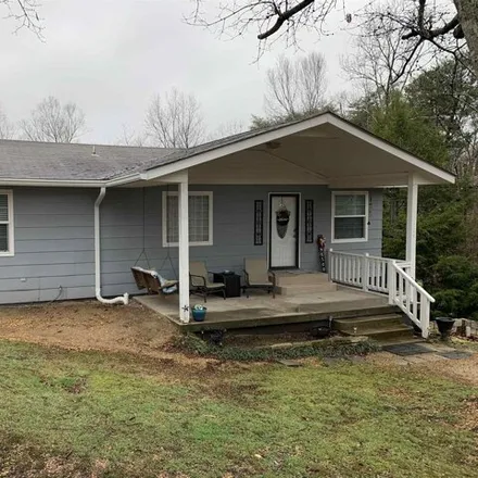 Buy this 2 bed house on 104 Lake Drive in Franklin County, AL 35581