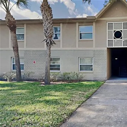 Buy this 2 bed condo on 9966 Turf Way in Orange County, FL 32837