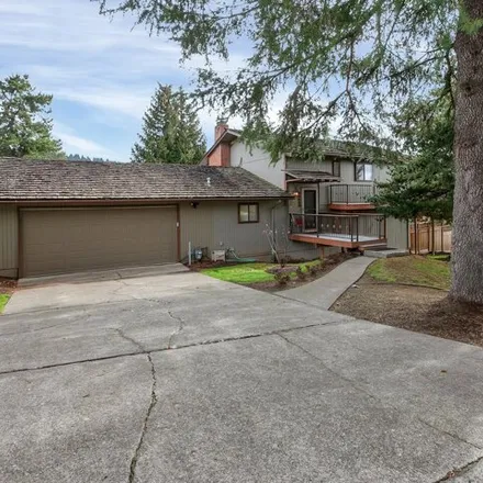 Buy this 3 bed house on 24520 Southeast Strawberry Drive in Damascus, Clackamas County