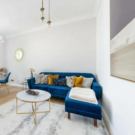 Rent this 1 bed apartment on 98 Chepstow Road in London, W2 5BD