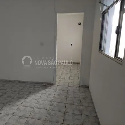 Rent this 1 bed house on Rua Buenos Aires in Centro, Diadema - SP