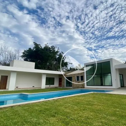 Buy this 4 bed house on Camino del Pozo in Geovillas Colorines, 62790 Tezoyuca