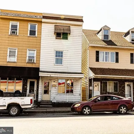 Buy this 5 bed duplex on Compu-Tech Enterprises in 236 South Main Street, Shenandoah