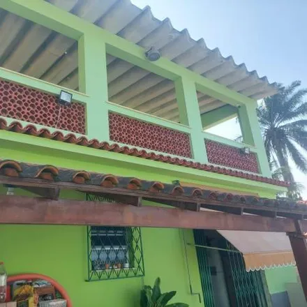 Rent this 3 bed house on Escola Municipal Cândido Campos in Rua Aricanga, Vila Valqueire