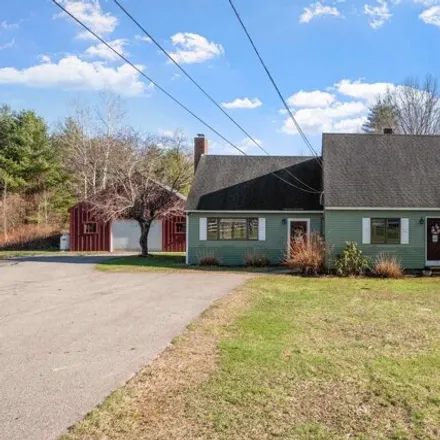 Buy this 3 bed house on 117 West Parish Road in Concord, NH 03303