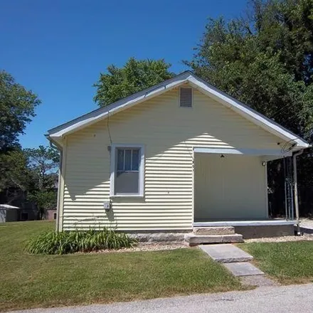 Buy this 3 bed house on 1401 South Park Avenue in Bloomington, IN 47401