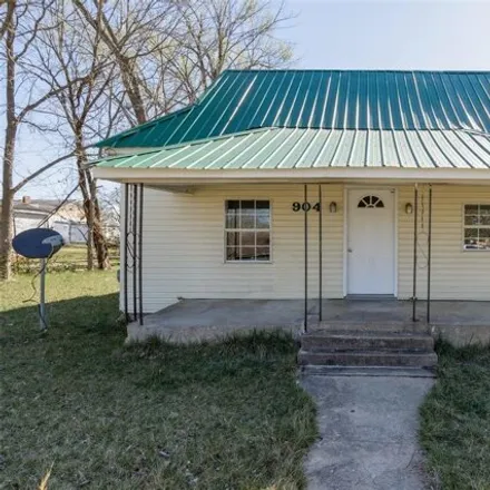 Buy this 2 bed house on 998 Hoffman Street in Leadwood, St. Francois County