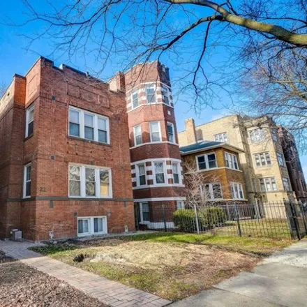Buy this 5 bed house on 29 South Austin Boulevard in Chicago, IL 60644