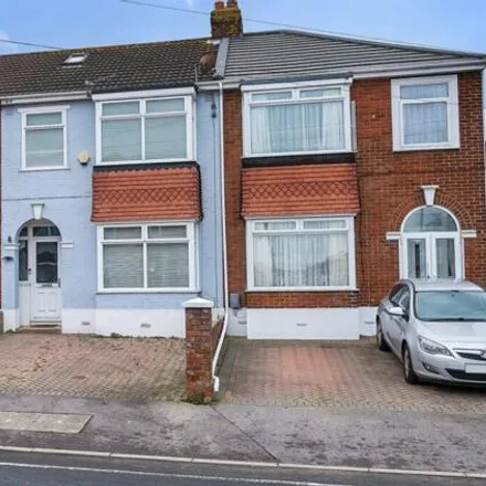 Buy this 3 bed townhouse on Amberley Road in Albemarle Avenue, Gosport