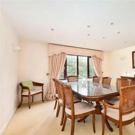 Image 3 - Green Lane, Bovingdon, HP3 0JY, United Kingdom - House for sale