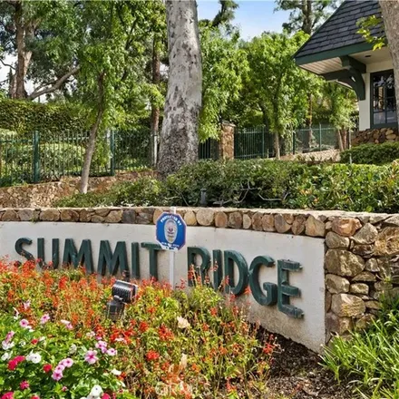 Image 1 - 22560 South Summit Ridge Circle, Los Angeles, CA 91311, USA - Apartment for rent