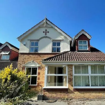 Rent this 4 bed house on Woodlea Park in Leeds, LS6 4SW