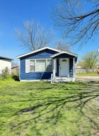 Buy this 2 bed house on 2635 Southwest I Avenue in Lawton, OK 73505