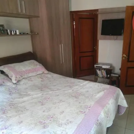 Buy this 3 bed house on Rua Otavio Conte in Jardim Europa, Bragança Paulista - SP