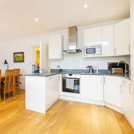Image 3 - Furnival House, 50 Cholmeley Park, London, N6 5EH, United Kingdom - Apartment for rent