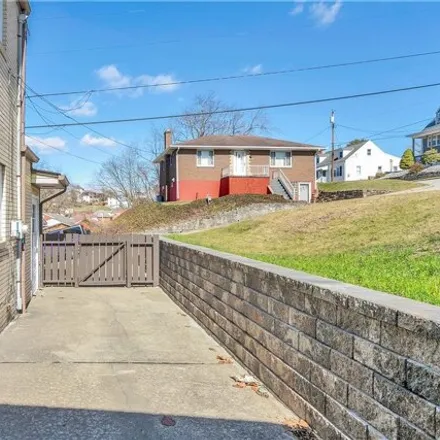 Image 7 - 1214 Sutherland Street, Monessen, PA 15062, USA - House for sale
