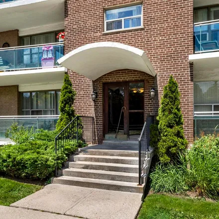 Rent this 1 bed apartment on 4 The Donway East in Toronto, ON M3C 3R7