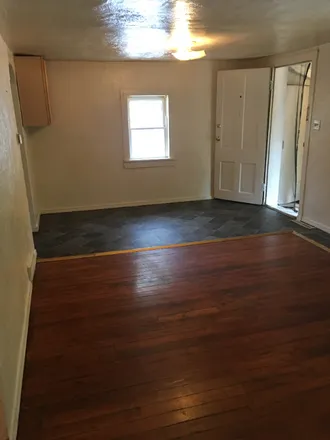 Image 4 - 400 Macon Ave - Apartment for rent