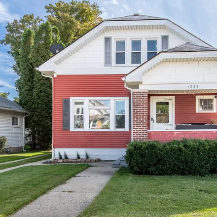 Buy this 4 bed house on 1208 Augusta Street in Racine, WI 53402