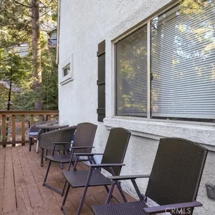 Image 7 - 520 West Victoria Court, Lake Arrowhead, CA 92352, USA - House for sale