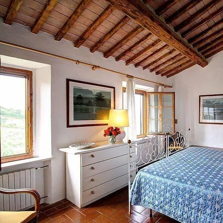 Rent this 4 bed house on Barberino Val d'Elsa in Via della Stazione, 50021 Vico d'Elsa FI