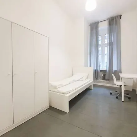 Image 5 - Kottbusser Damm, 10967 Berlin, Germany - Apartment for rent