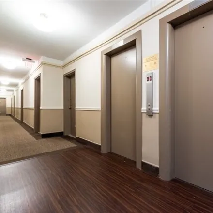 Image 3 - Oakwood Apartments, East Broadway, City of Long Beach, NY 11561, USA - Apartment for sale