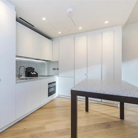 Image 6 - White City House, 2 Wood Crescent, London, W12 7FR, United Kingdom - Apartment for rent