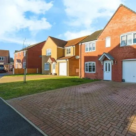 Buy this 5 bed house on Hunton Road in Oulton, NR32 3QS