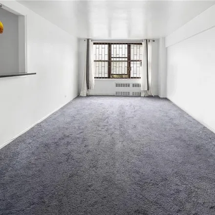 Image 7 - 1403 East 53rd Street, New York, NY 11234, USA - Condo for sale