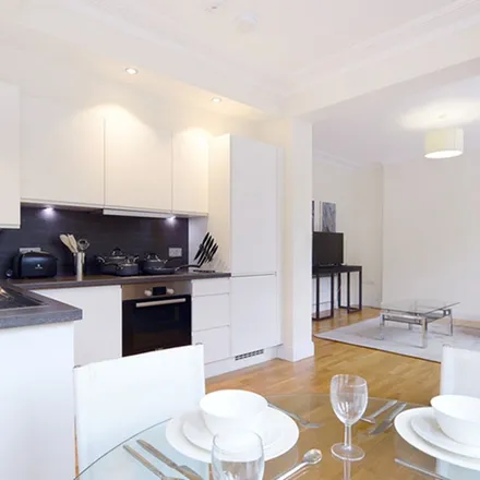 Rent this 1 bed apartment on Hamlet Gardens in London, W6 0TT