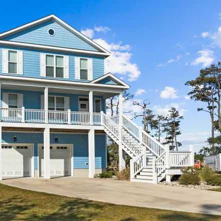 Buy this 5 bed house on 1403 Cove Court in Morehead City, NC 28557