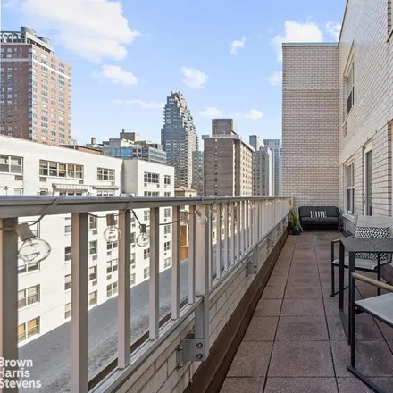 Buy this studio apartment on 310 EAST 70TH STREET 11S in New York