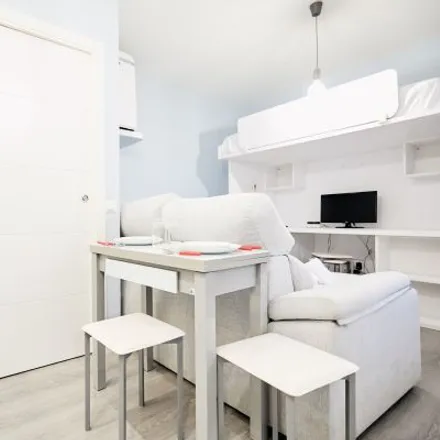 Rent this studio apartment on Calle del Espíritu Santo in 18, 28004 Madrid